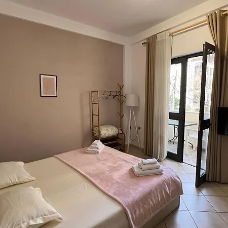 Cozy Center Apartment Tirana