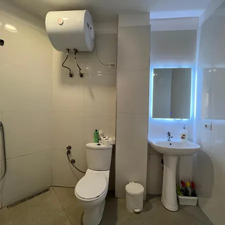 Cozy Center Daire Tiran